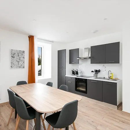 Independante Cormoran شقة بريست